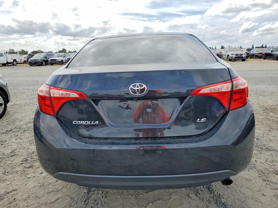 67290836 :رقم المزاد ، 2T1BURHE7KC138533 vin ، 2019 Toyota Corolla مزاد بيع