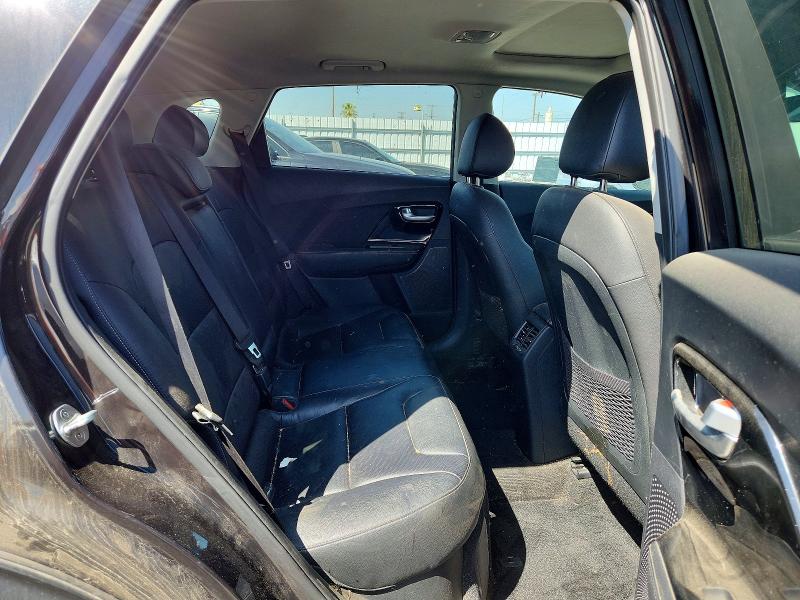 69444226 :رقم المزاد ، KNDCE3LC8H5076246 vin ، 2017 Kia Niro مزاد بيع