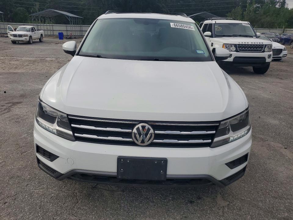 66580456 :رقم المزاد ، 3VV3B7AX4MM134445 vin ، 2021 Volkswagen Tiguan مزاد بيع