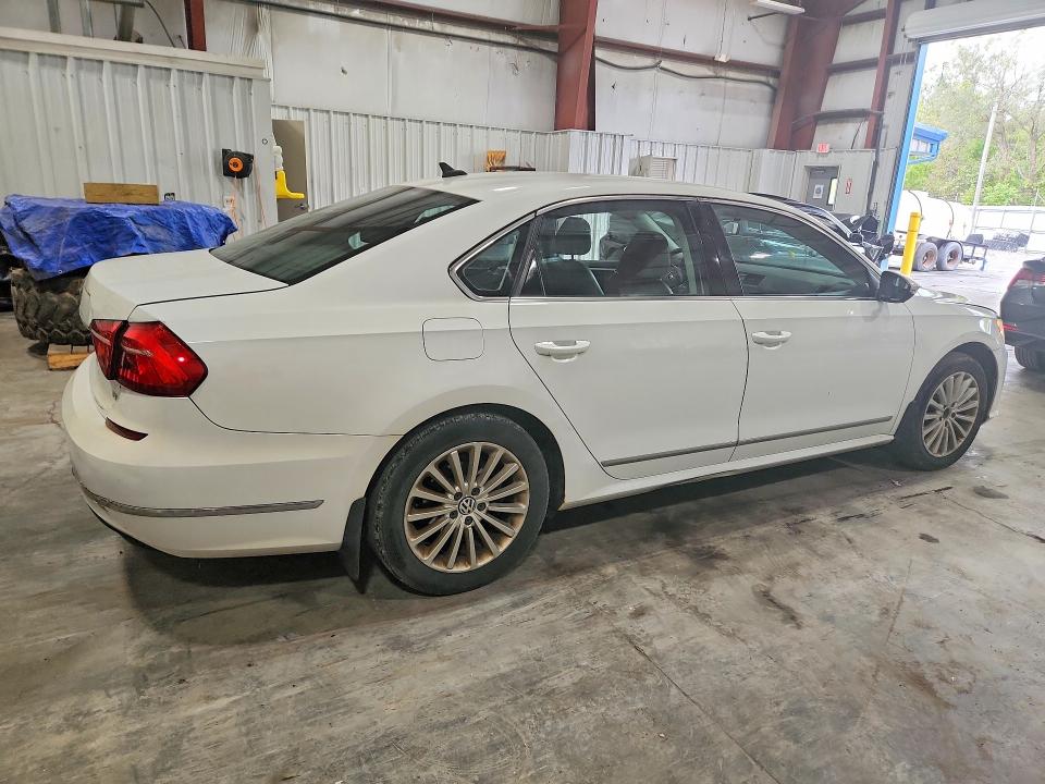 2016 Volkswagen Passat მანქანა იყიდება აუქციონზე, vin: 1VWBT7A39GC019850, აუქციონის ნომერი: 68404256