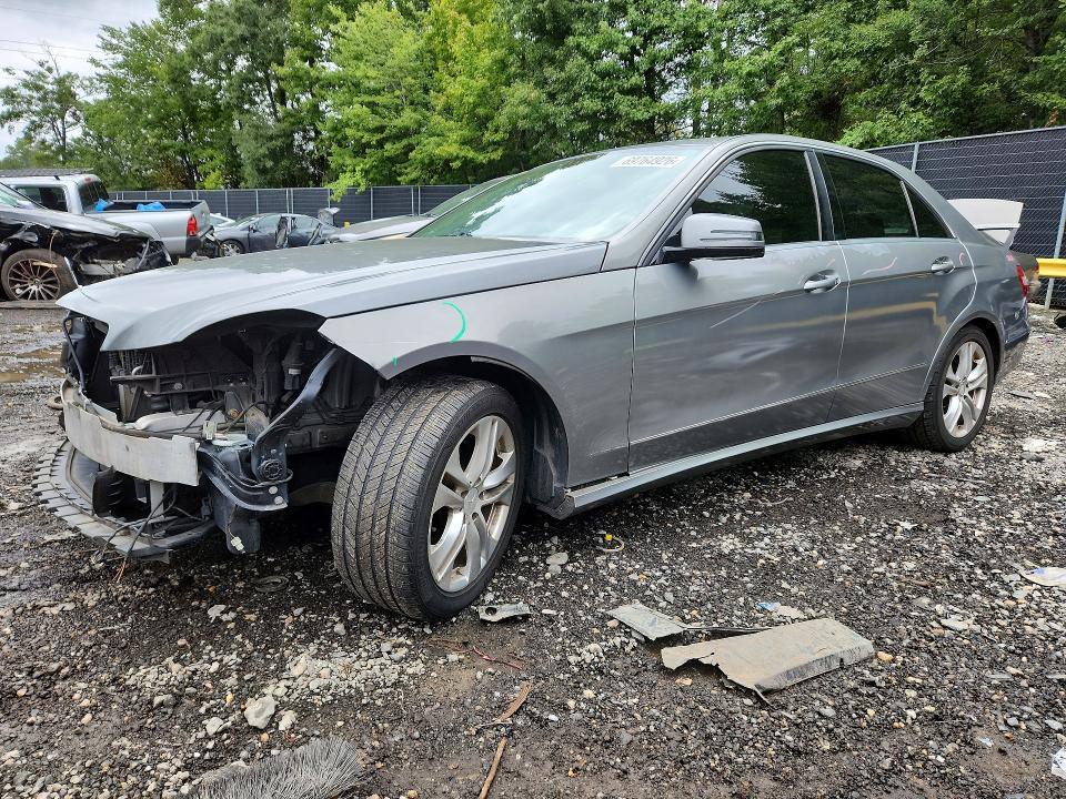 2010 Mercedes-benz E მანქანა იყიდება აუქციონზე, vin: WDDHF8HB9AA075092, აუქციონის ნომერი: 69764926