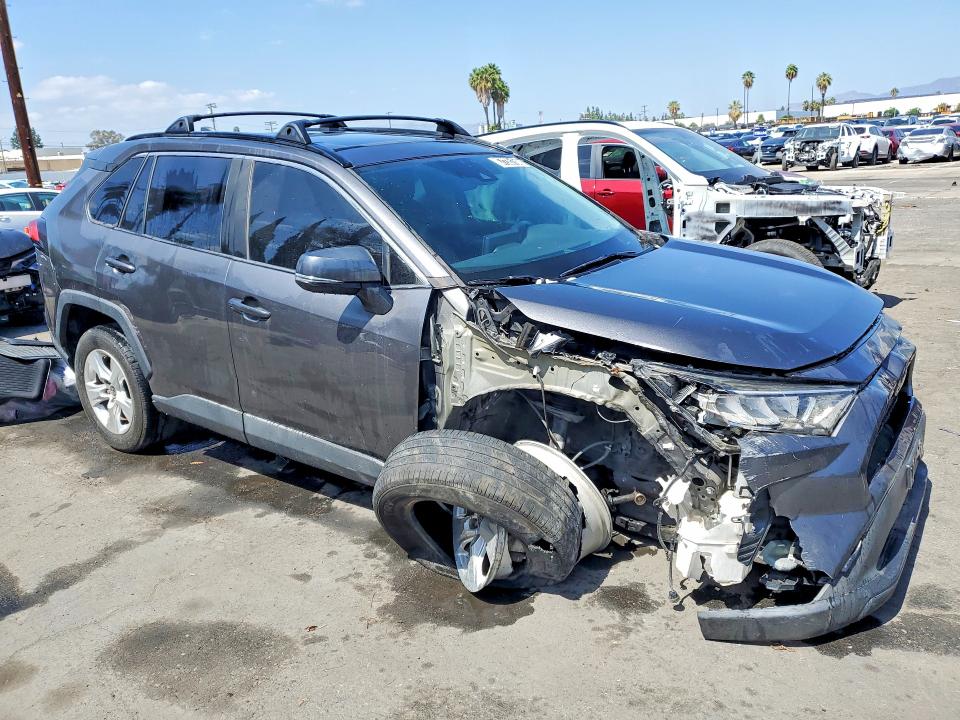 67235156 :رقم المزاد ، 2T3W1RFV3MC169690 vin ، 2021 Toyota Rav4 مزاد بيع