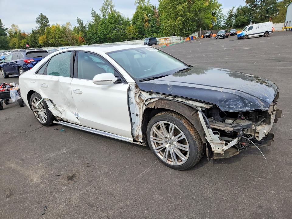 Продажа на аукционе авто 2015 Audi A8, vin: WAUJGAFD8FN019937, номер лота: 70530156