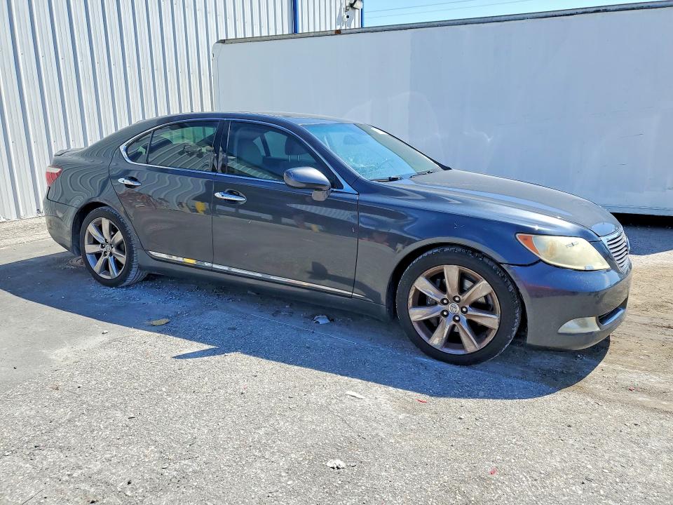 70127076 :رقم المزاد ، JTHBL46F175035760 vin ، 2007 Lexus Ls مزاد بيع