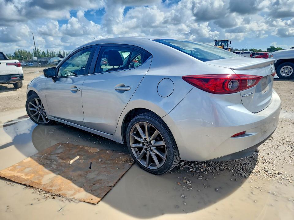 Aukcja sprzedaży 2018 Mazda 3, vin: 3MZBN1V35JM205845, numer aukcji: 67295236