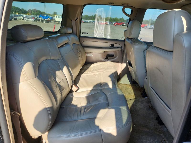 2002 Chevrolet Suburban მანქანა იყიდება აუქციონზე, vin: 3GNFK16Z12G242219, აუქციონის ნომერი: 69287246