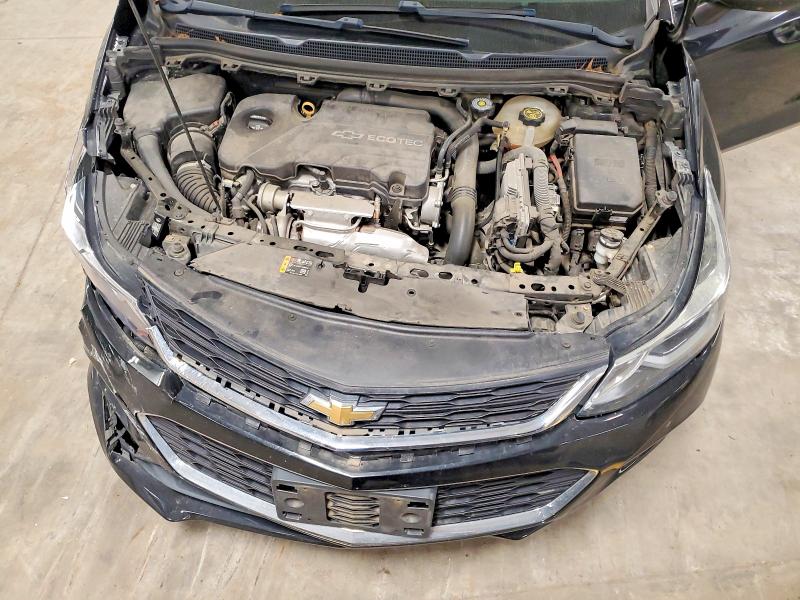 70312966 :رقم المزاد ، 3G1BE6SM6HS613640 vin ، 2017 Chevrolet Cruze مزاد بيع