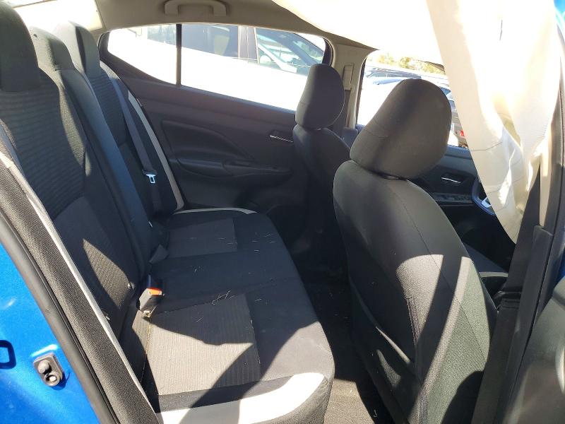 68927686 :رقم المزاد ، 3N1CN8EV3LL861930 vin ، 2020 Nissan Versa مزاد بيع