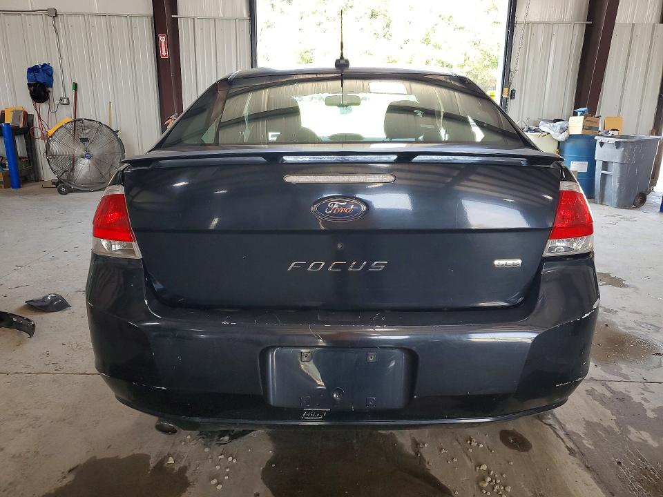 68923656 :رقم المزاد ، 1FAHP33N28W159883 vin ، 2008 Ford Focus مزاد بيع