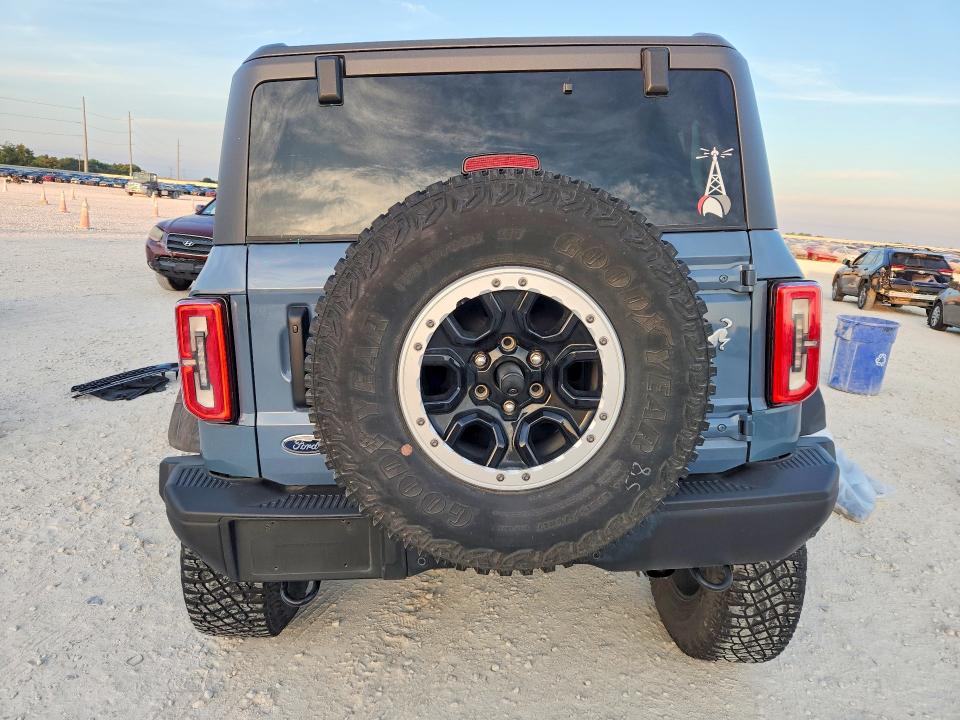 69416976 :رقم المزاد ، 1FMEE5DP2PLB32998 vin ، 2023 Ford Bronco مزاد بيع