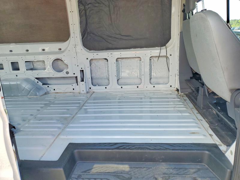65901526 :رقم المزاد ، 1FTYE2CM3JKB40905 vin ، 2018 Ford Transit مزاد بيع
