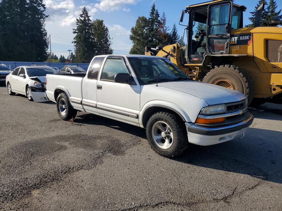 69063146 :رقم المزاد ، 1GCCS19W518126684 vin ، 2001 Chevrolet S Truck مزاد بيع