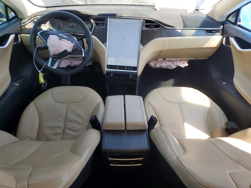 70184826 :رقم المزاد ، 5YJSA1CN1CFP01302 vin ، 2012 Tesla Model S مزاد بيع