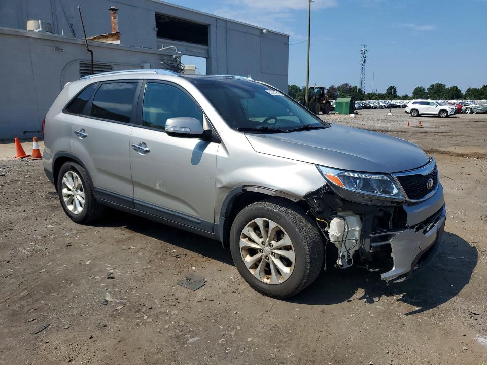 67268136 :رقم المزاد ، 5XYKU4A79FG579671 vin ، 2015 Kia Sorento مزاد بيع