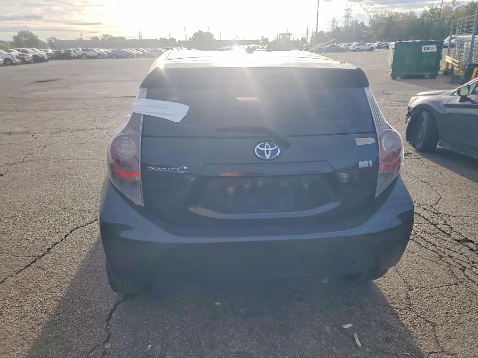 Продаж на аукціоні авто 2014 Toyota Prius C, vin: JTDKDTB35E1574813, номер лоту: 67655456