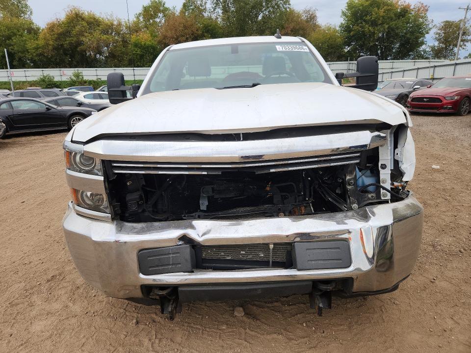 70339686 :رقم المزاد ، 1GC0KUEGXJZ174596 vin ، 2018 Chevrolet Silverado مزاد بيع