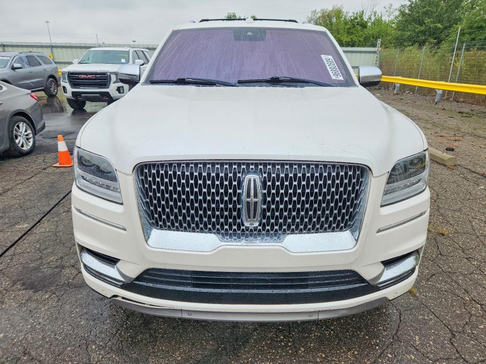 Продажа на аукционе авто 2018 Lincoln Navigator, vin: 5LMJJ2TT3JEL06660, номер лота: 68928896