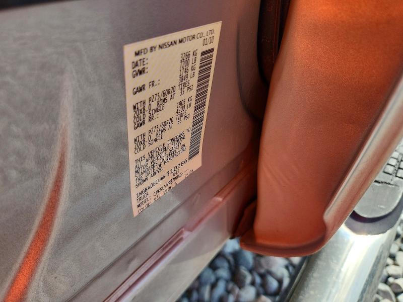 69103206 :رقم المزاد ، 1N6BA0EC0AN310286 vin ، 2010 Nissan Titan مزاد بيع