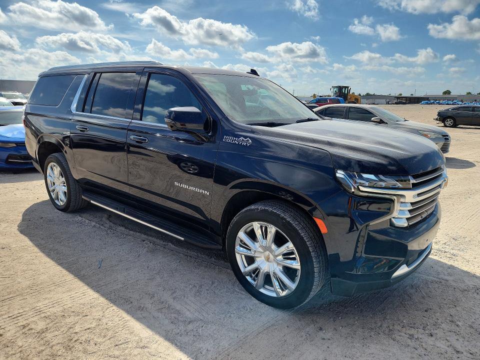 2022 Chevrolet Suburban მანქანა იყიდება აუქციონზე, vin: 1GNSKGKT0NR256815, აუქციონის ნომერი: 69023926