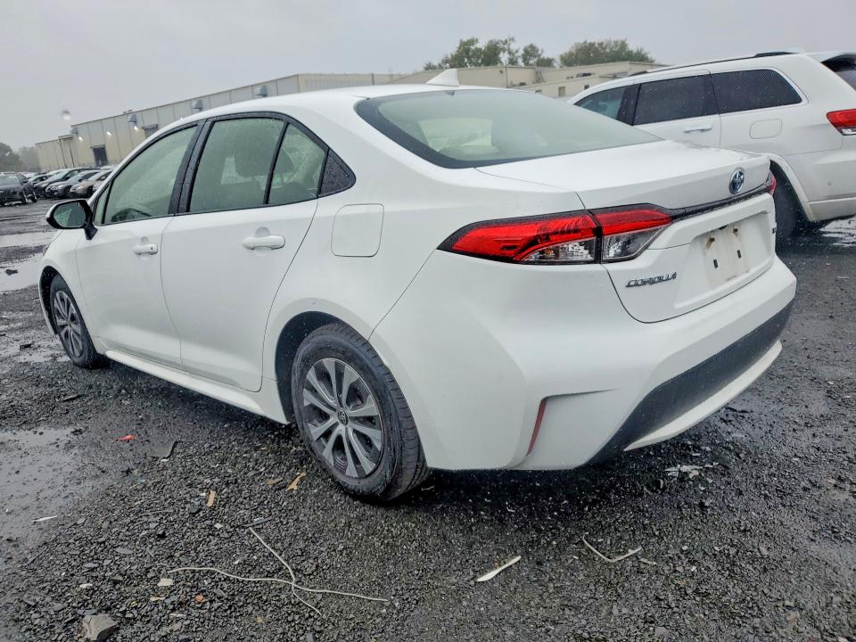 70085166 :رقم المزاد ، JTDEAMDE8N3009213 vin ، 2022 Toyota Corolla مزاد بيع