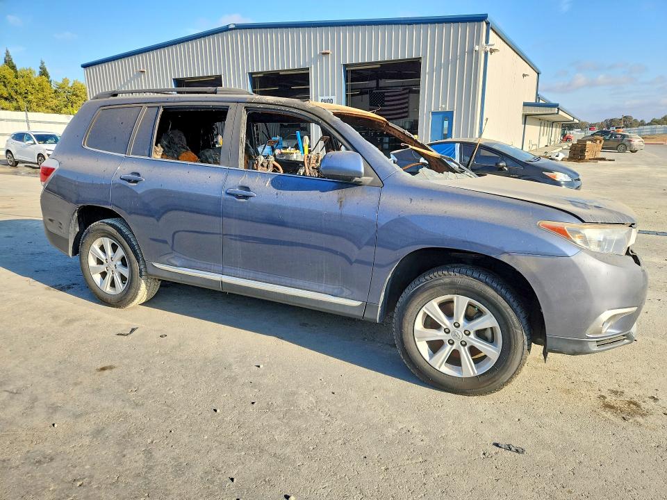2013 Toyota Highlander მანქანა იყიდება აუქციონზე, vin: 5TDBK3EH6DS270050, აუქციონის ნომერი: 66979616