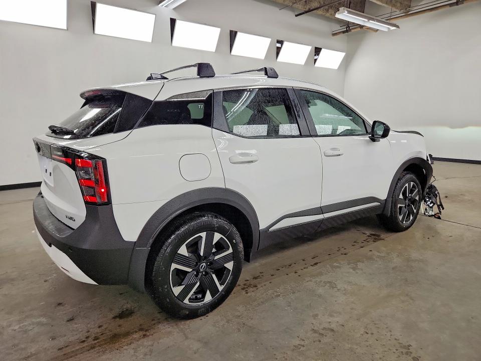 70671406 :رقم المزاد ، 3N8AP6CB7TL438851 vin ، 2026 Nissan Kicks مزاد بيع
