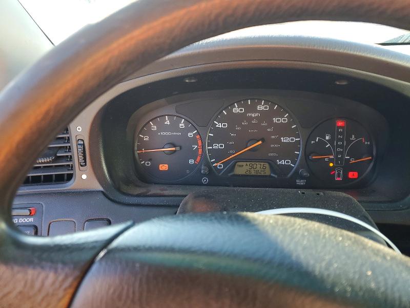 70498686 :رقم المزاد ، 5FNRL18084B106888 vin ، 2004 Honda Odyssey مزاد بيع
