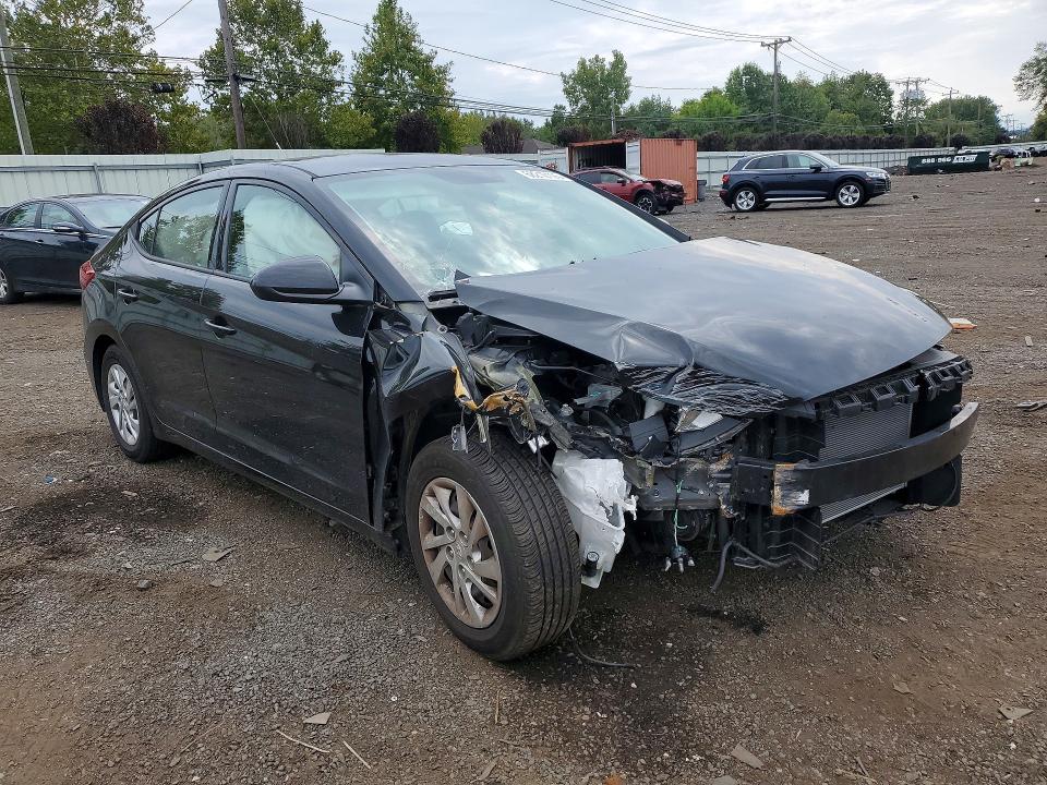 68210106 :رقم المزاد ، 5NPD74LF1JH244071 vin ، 2018 Hyundai Elantra مزاد بيع