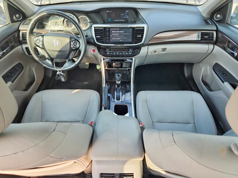 Aukcja sprzedaży 2017 Honda Accord, vin: 1HGCR3F02HA023606, numer aukcji: 70545066