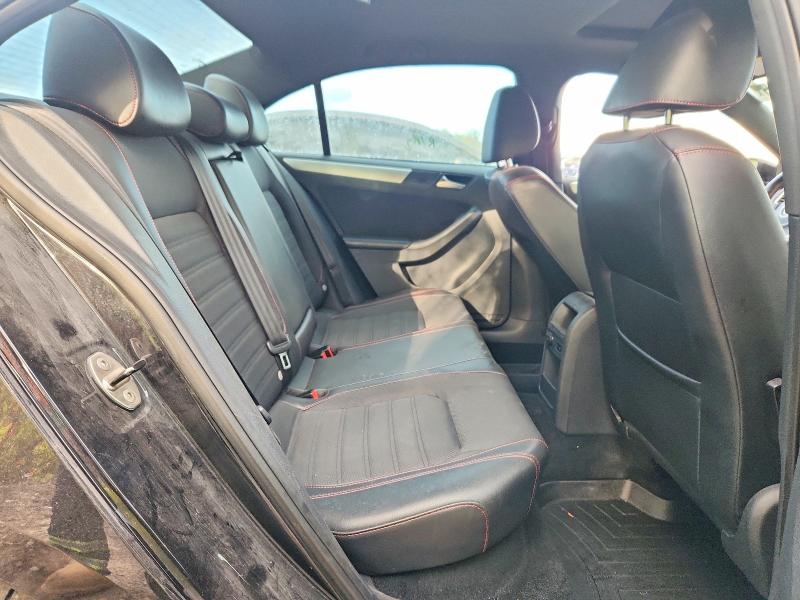 68607836 :رقم المزاد ، 3VW4S7AJXDM454381 vin ، 2013 Volkswagen Jetta مزاد بيع