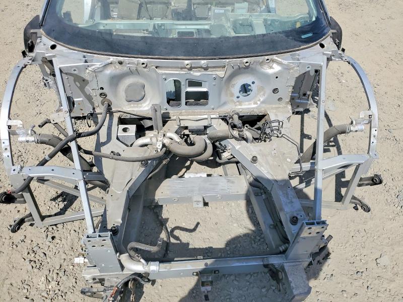 70560056 :رقم المزاد ، WUAVNAFG2BN000687 vin ، 2011 Audi R8 مزاد بيع