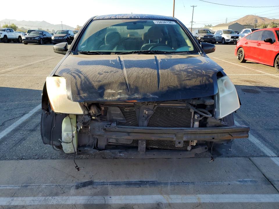 70838136 :رقم المزاد ، 3N1AB61E48L724142 vin ، 2008 Nissan Sentra مزاد بيع