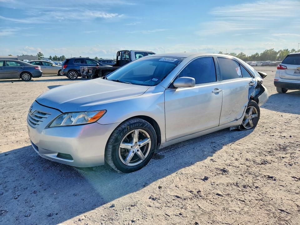 70496396 :رقم المزاد ، 4T1BE46K58U737429 vin ، 2008 Toyota Camry مزاد بيع