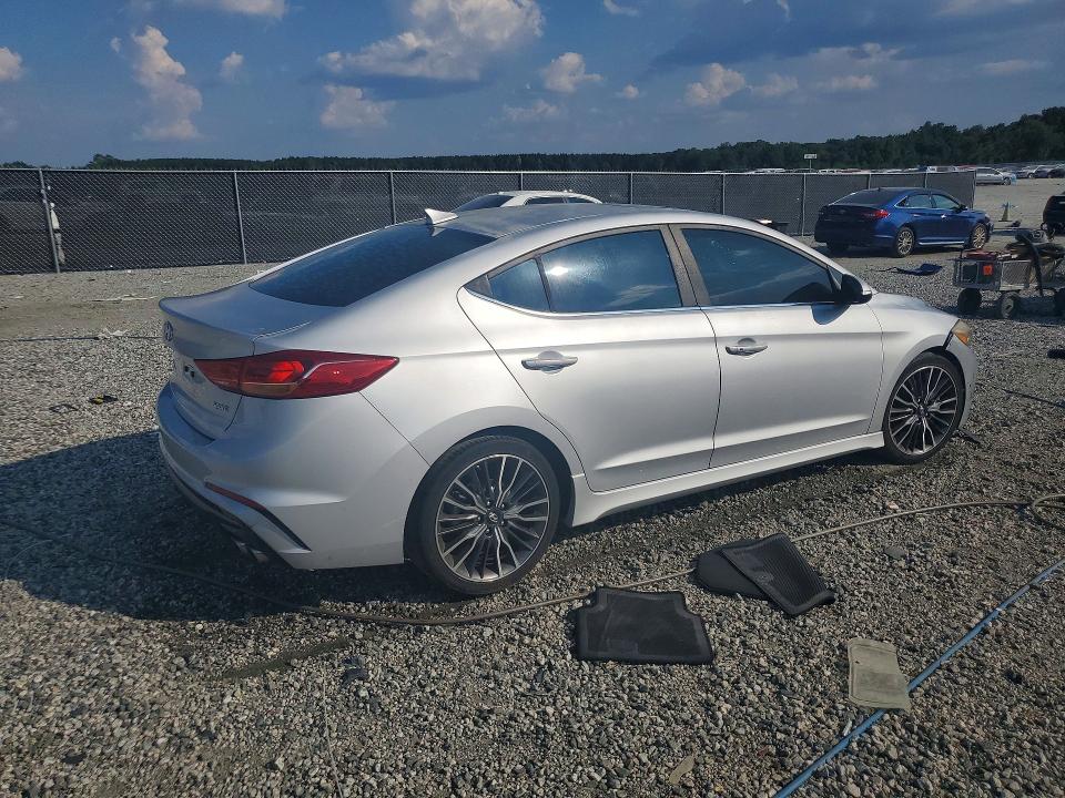 2018 Hyundai Elantra მანქანა იყიდება აუქციონზე, vin: KMHD04LB8JU535461, აუქციონის ნომერი: 67713986
