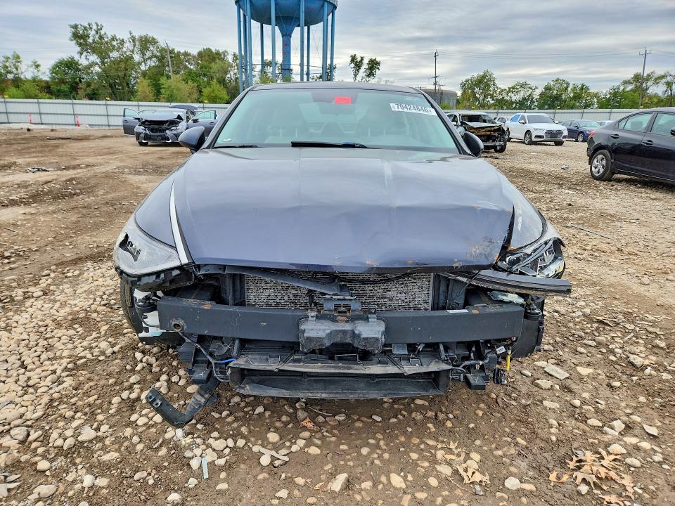 2020 Hyundai Sonata Hybrid მანქანა იყიდება აუქციონზე, vin: KMHL24JJ6LA012735, აუქციონის ნომერი: 70424846