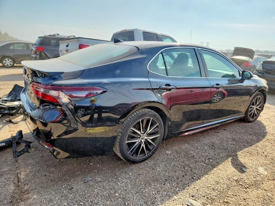 Продаж на аукціоні авто 2022 Toyota Camry, vin: 4T1T11AK6NU649555, номер лоту: 66483426