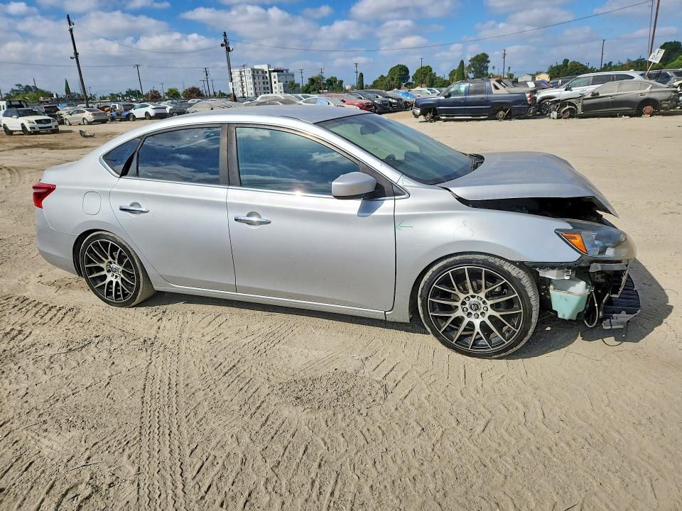 Aukcja sprzedaży 2017 Nissan Sentra, vin: 3N1AB7APXHY292232, numer aukcji: 67846826