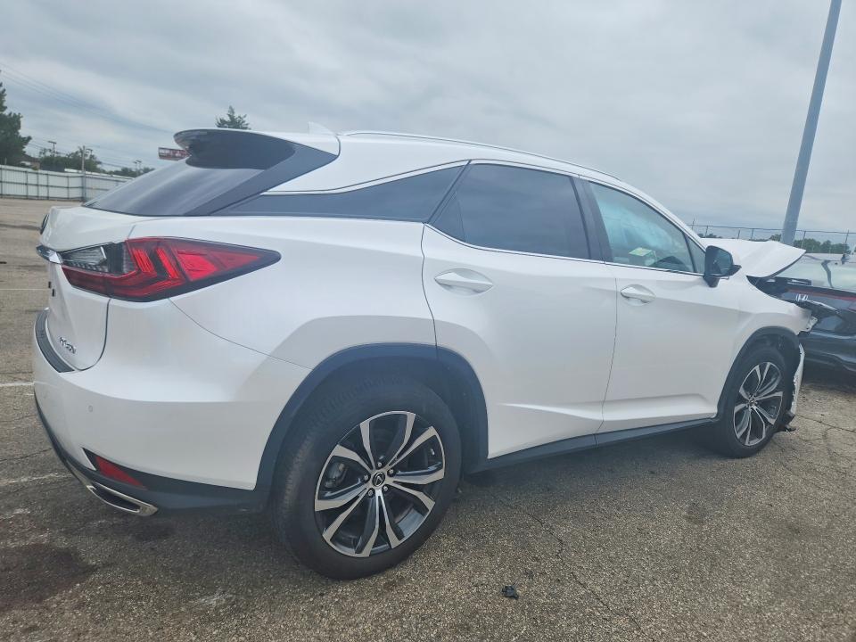 69181946 :رقم المزاد ، 2T2HZMDA8NC355932 vin ، 2022 Lexus Rx مزاد بيع