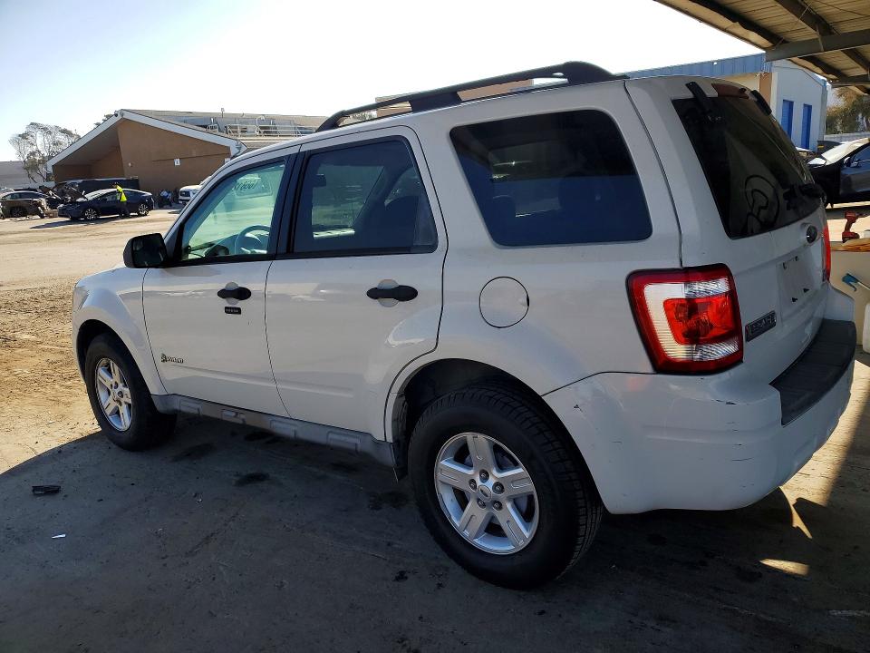 2010 Ford Escape მანქანა იყიდება აუქციონზე, vin: 1FMCU4K35AKB30261, აუქციონის ნომერი: 66812576