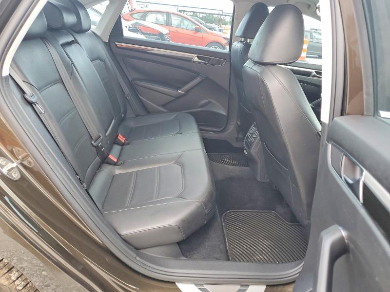 68874296 :رقم المزاد ، 1VWMA7A39KC005423 vin ، 2019 Volkswagen Passat مزاد بيع