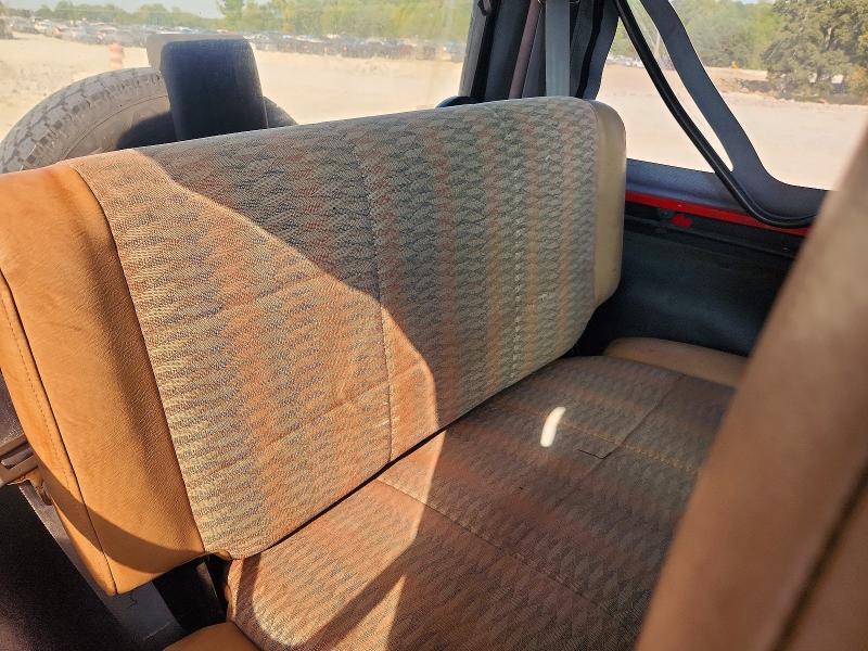 68640296 :رقم المزاد ، 1J4FA29P6YP718524 vin ، 2000 Jeep Wrangler / Tj مزاد بيع