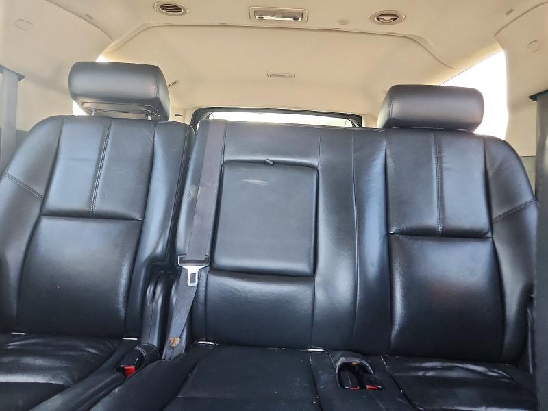 Продажа на аукционе авто 2007 Chevrolet Suburban, vin: 1GNFK16337J374710, номер лота: 69000626