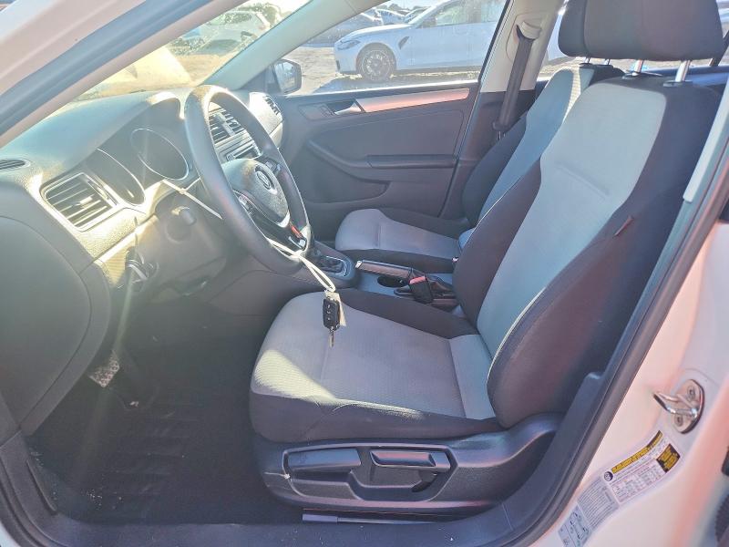 69727036 :رقم المزاد ، 3VW2B7AJ7HM224150 vin ، 2017 Volkswagen Jetta مزاد بيع