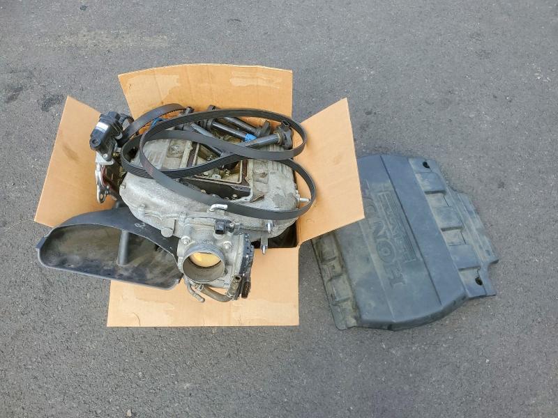 70001986 :رقم المزاد ، 5FNRL5H92BB105061 vin ، 2011 Honda Odyssey مزاد بيع