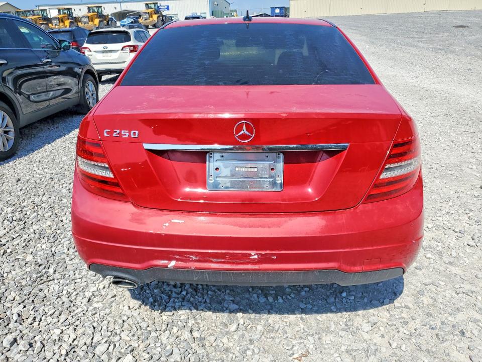 Продаж на аукціоні авто 2013 Mercedes-benz C, vin: WDDGF4HB2DR266427, номер лоту: 68883846