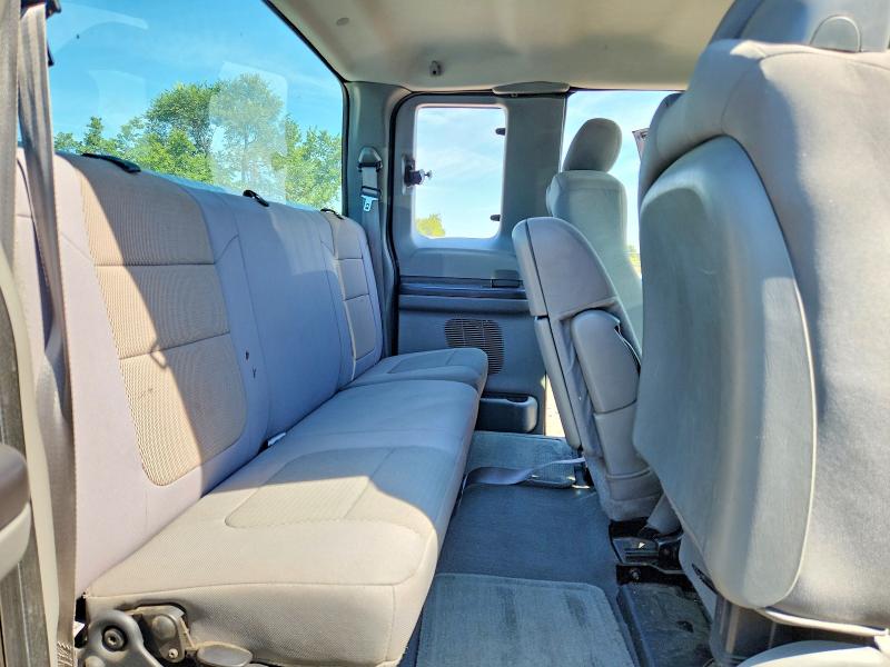 68167546 :رقم المزاد ، 1FTWX31P57EA81027 vin ، 2007 Ford F350 مزاد بيع