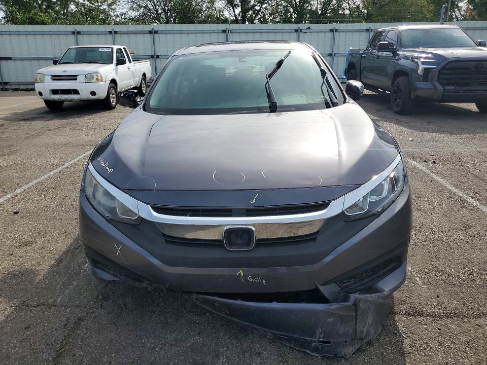 67911606 :رقم المزاد ، 19XFC2F79HE041599 vin ، 2017 Honda Civic مزاد بيع