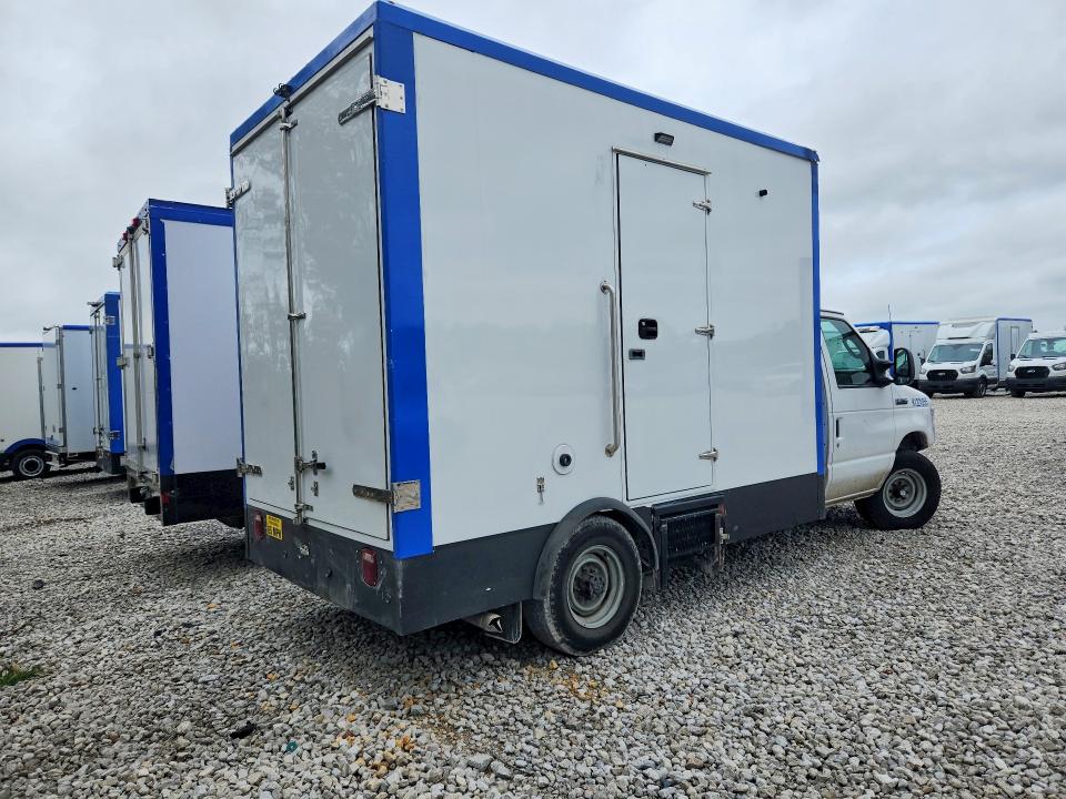 67870906 :رقم المزاد ، 1FDWE3FK0PDD18771 vin ، 2023 Ford E350 مزاد بيع