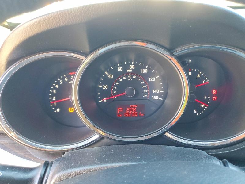 68663786 :رقم المزاد ، 5XYKTDA28BG056434 vin ، 2011 Kia Sorento مزاد بيع