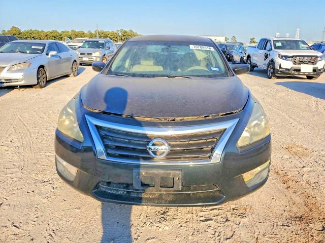 70788916 :رقم المزاد ، 1N4AL3AP1FN303184 vin ، 2015 Nissan Altima مزاد بيع